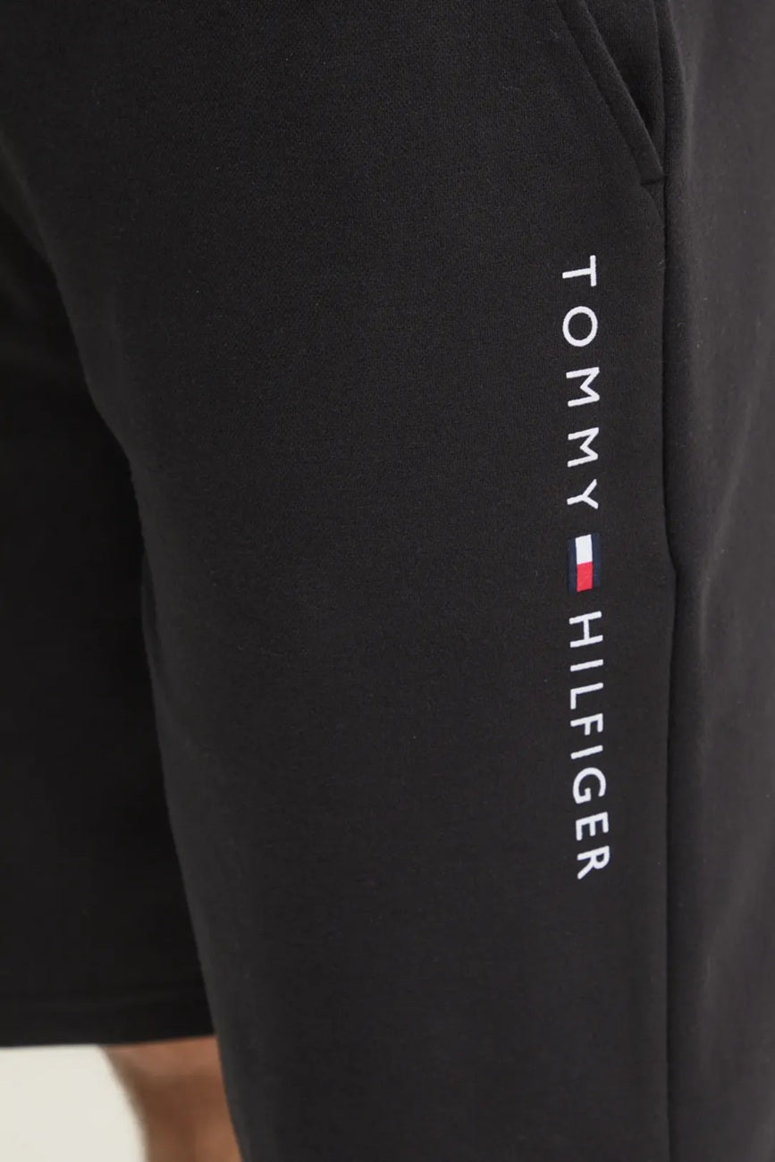 Tommy Hilfiger shorts UM0352