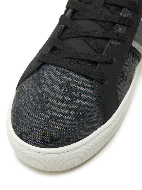 Guess sneakers FMPTIIFAB12